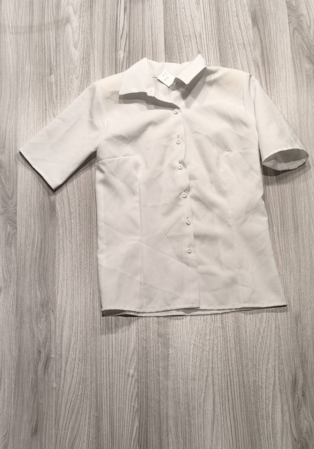 Fehér rövid ujjú elegáns blúz