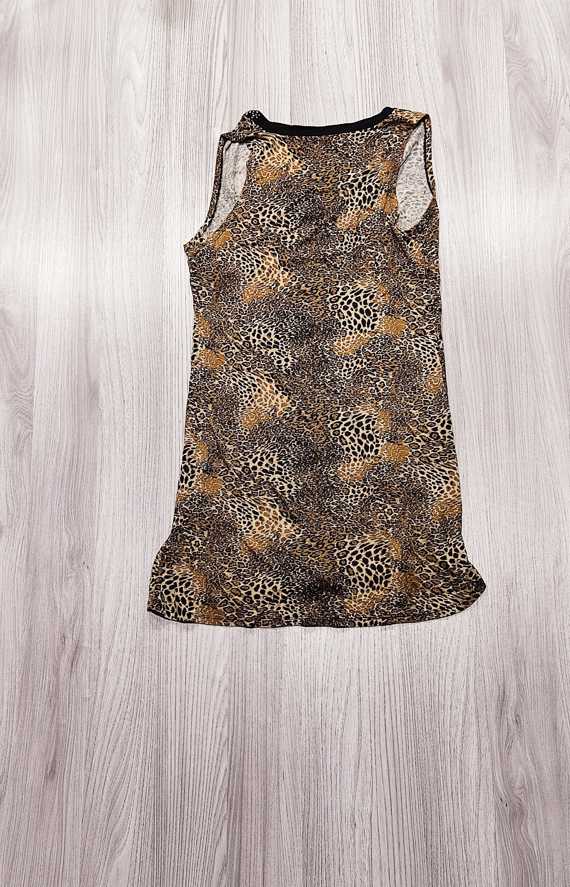 Ambitionfly leopárdmintás egyberuha