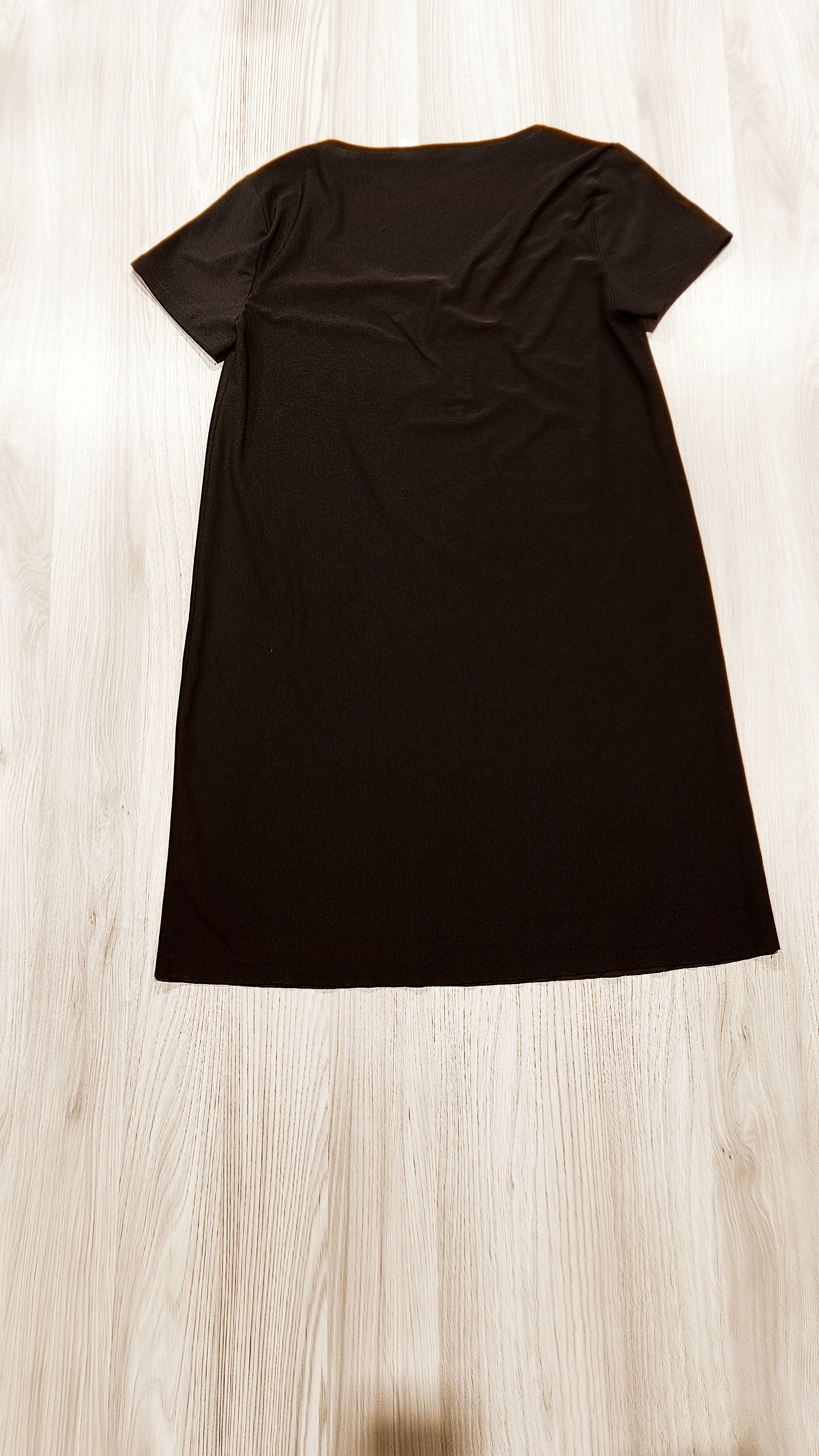 Fekete basic egyberuha