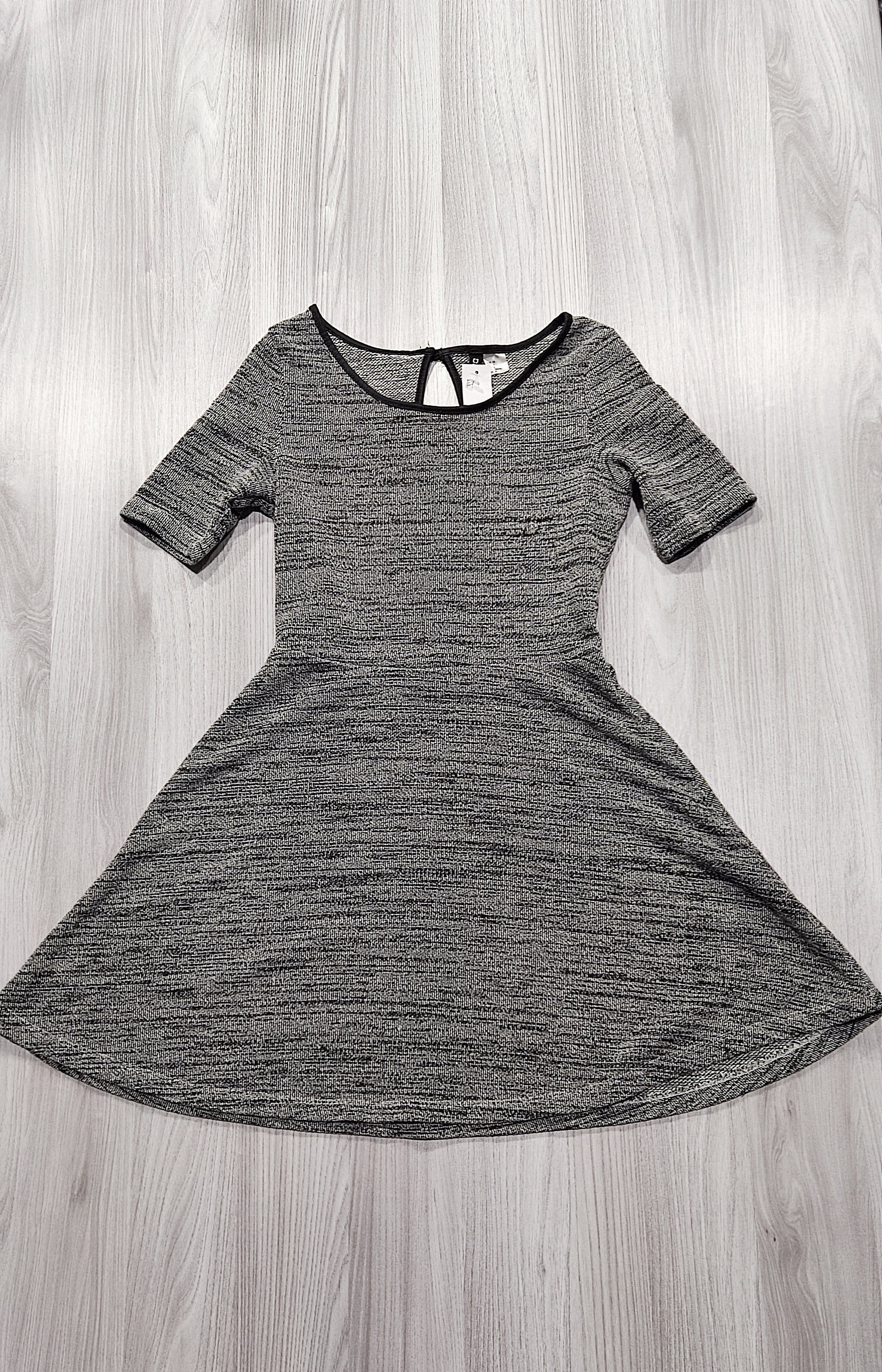 Divided szürke melírozott egyberuha