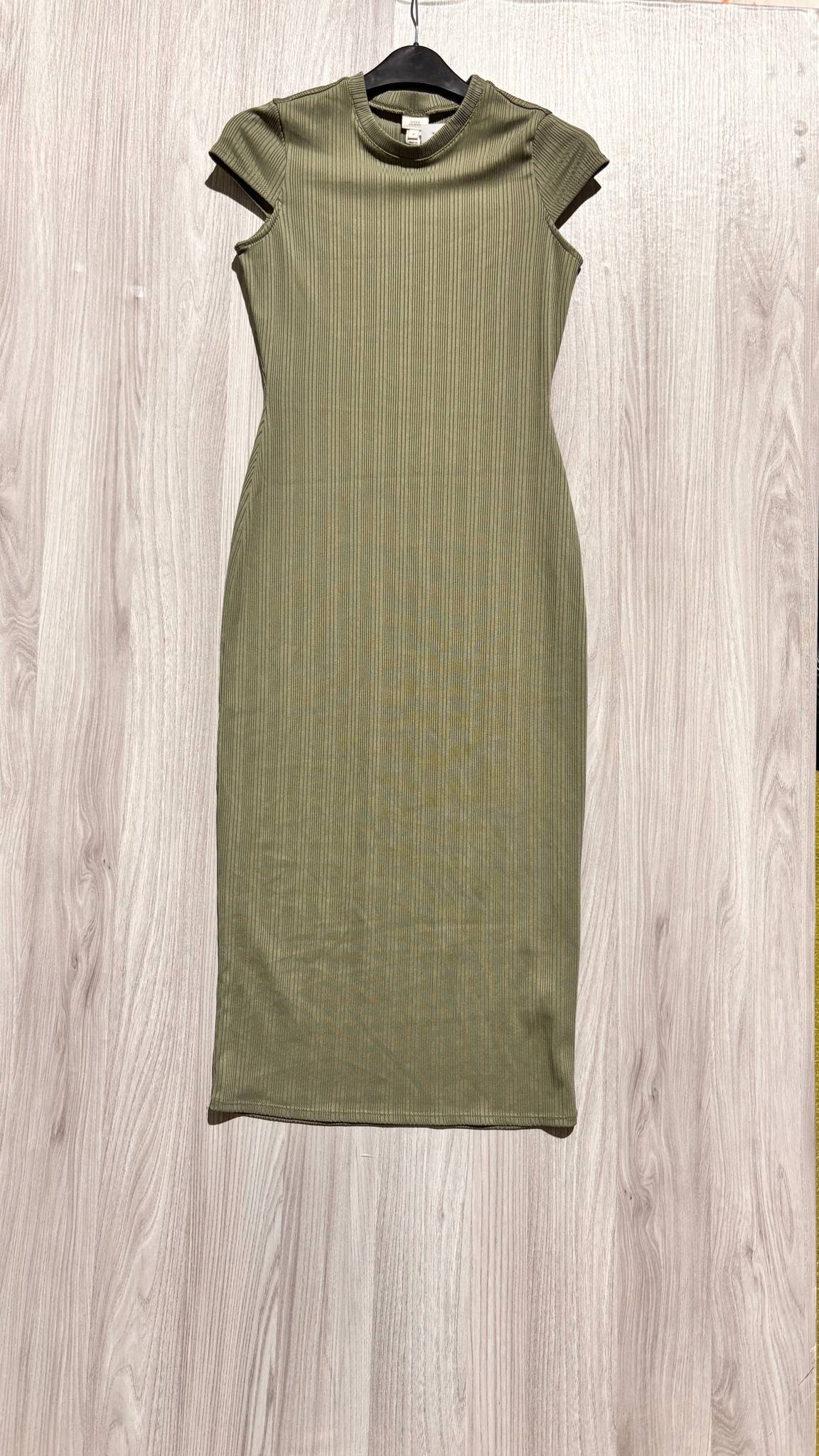 River Island khakizöld bordázott rövid ujjú testhezálló midiruha