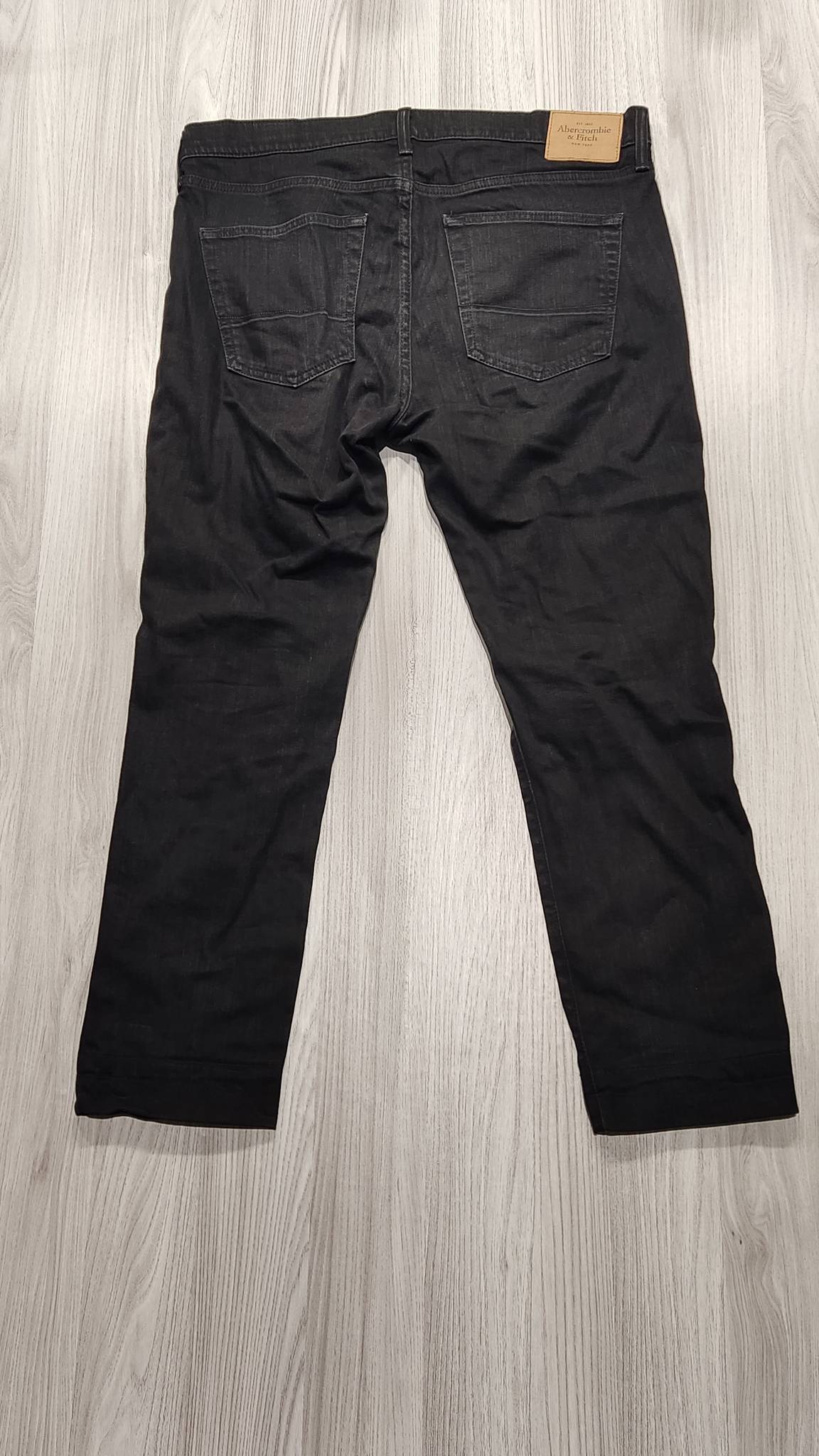 Abercrombie & Fitch fekete farmer