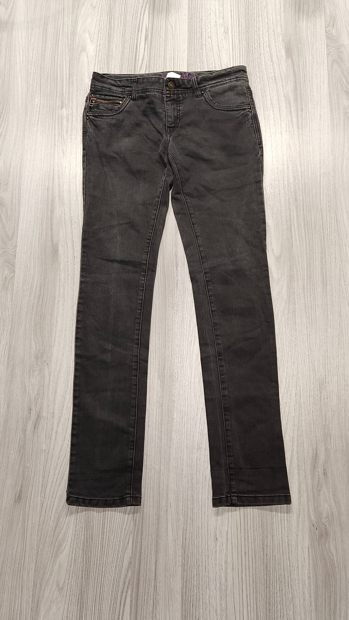 Only szürke skinny farmer