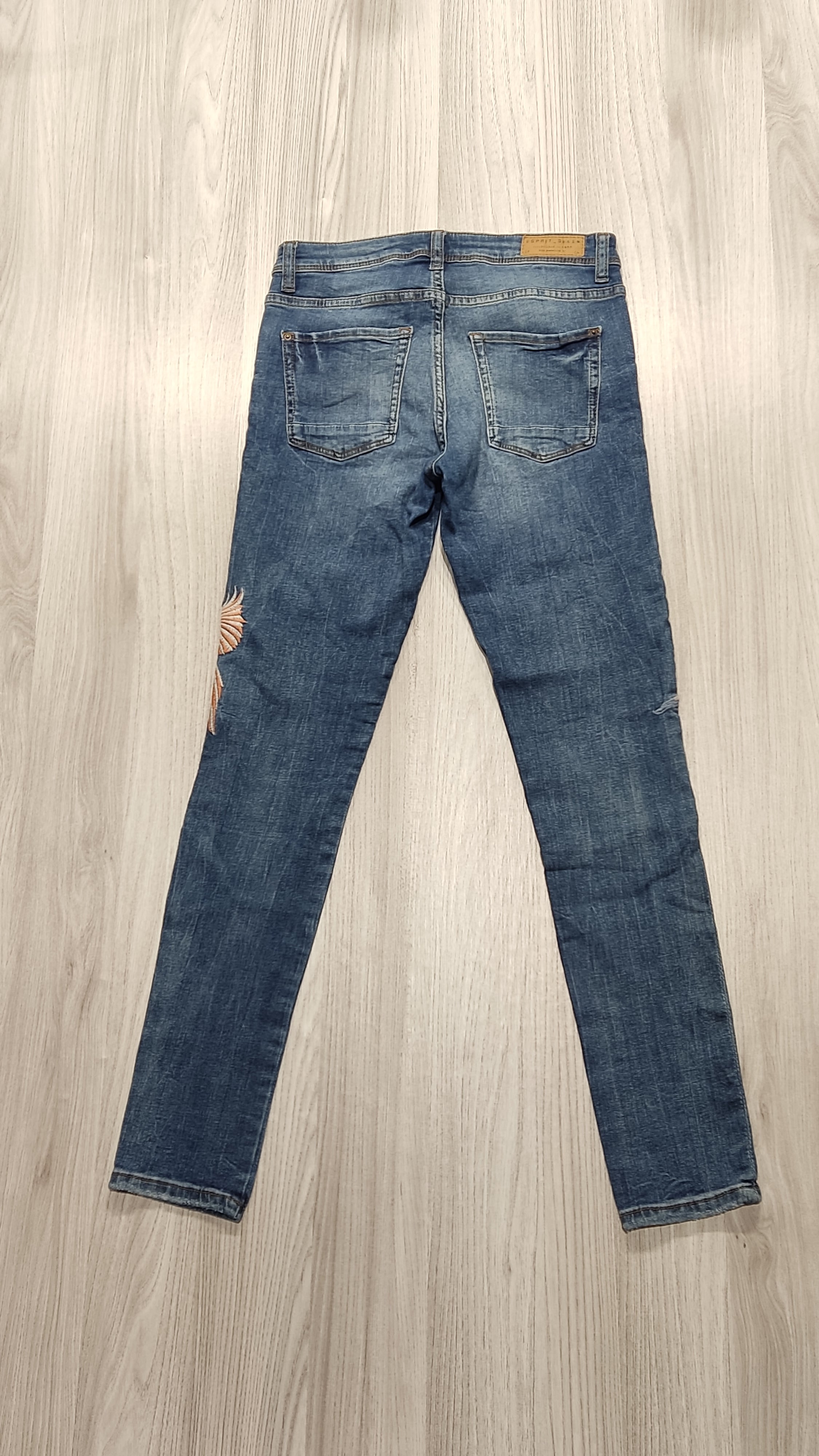 Esprit hímzett farmer