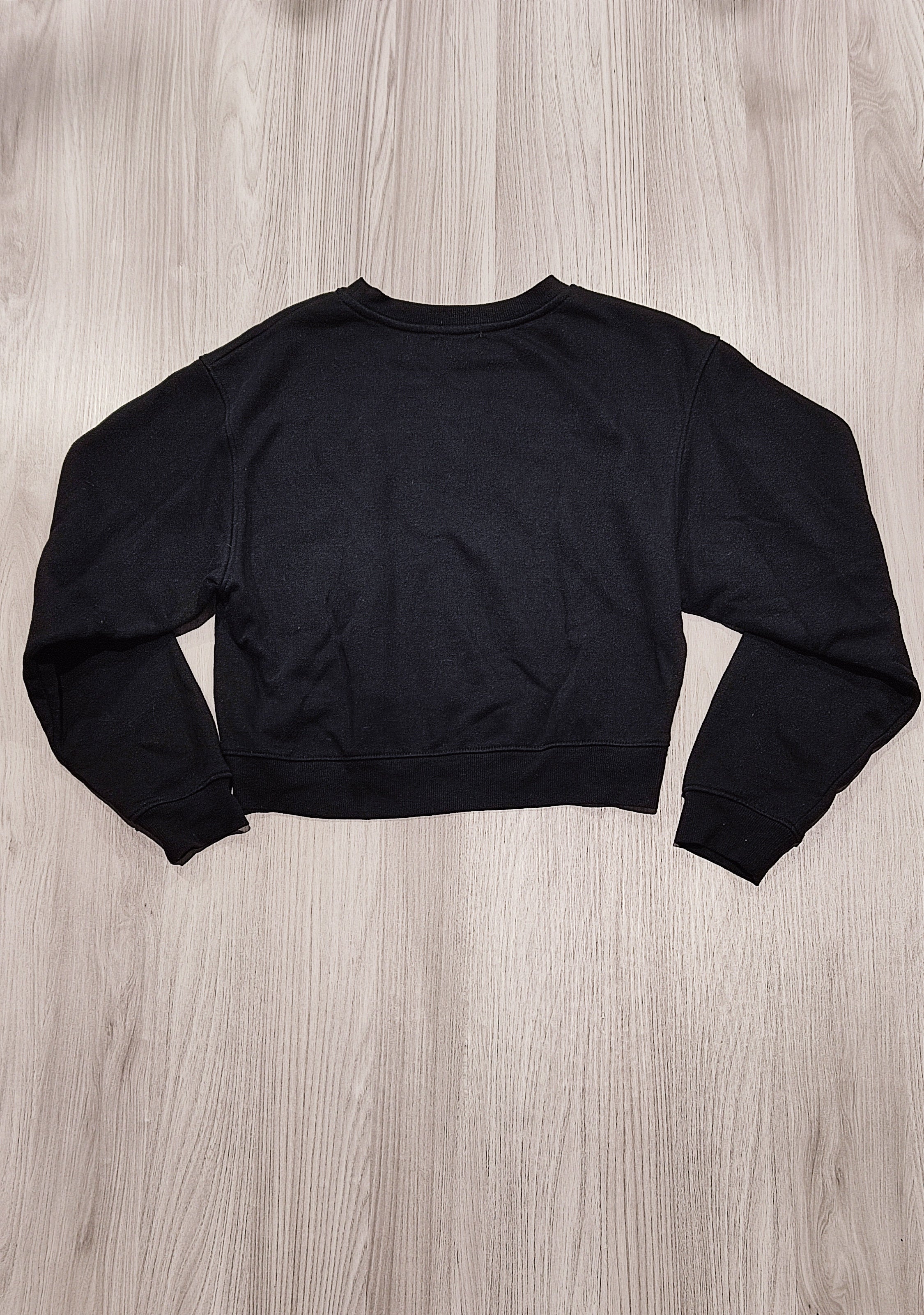 Stradivarius fekete crop pulóver