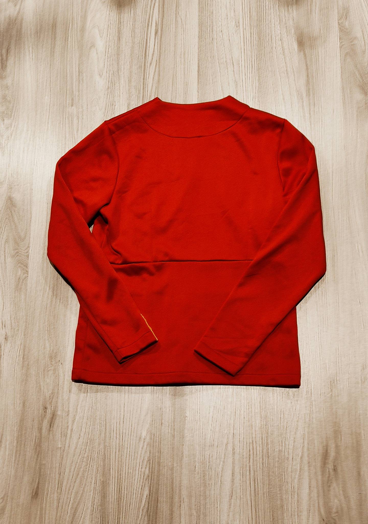 Premium Uniform piros cipzáras felsõ