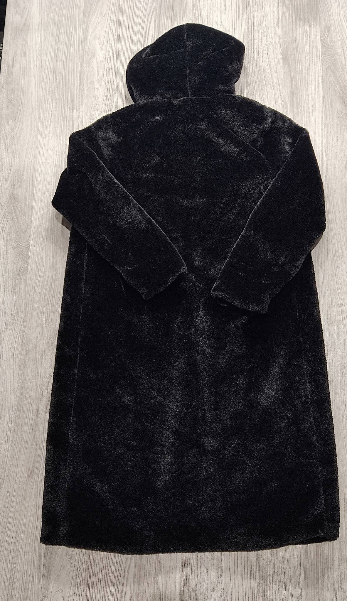 Boohoo fekete mûszõrme kabát