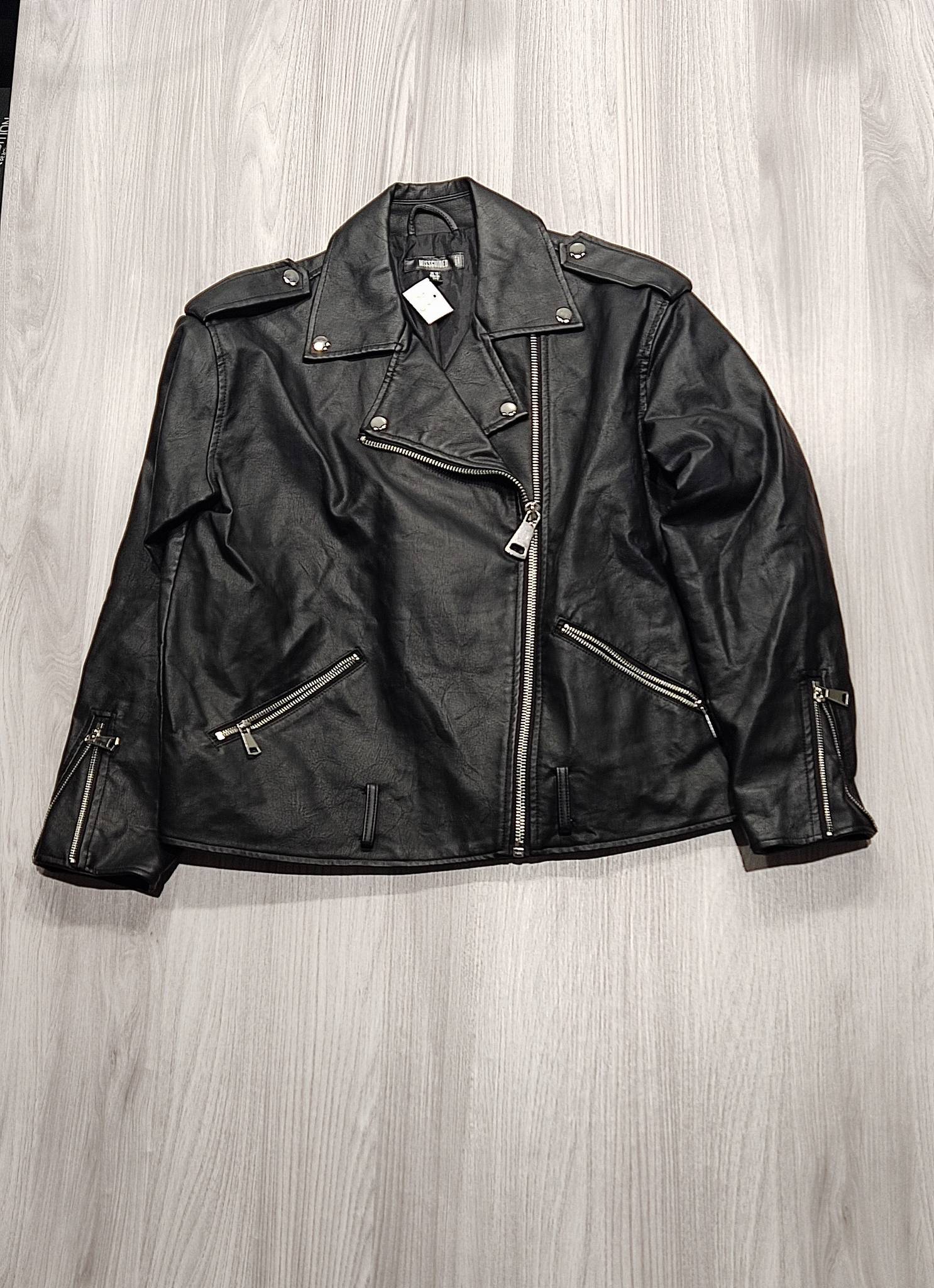 Missguided mûbõr biker kabát