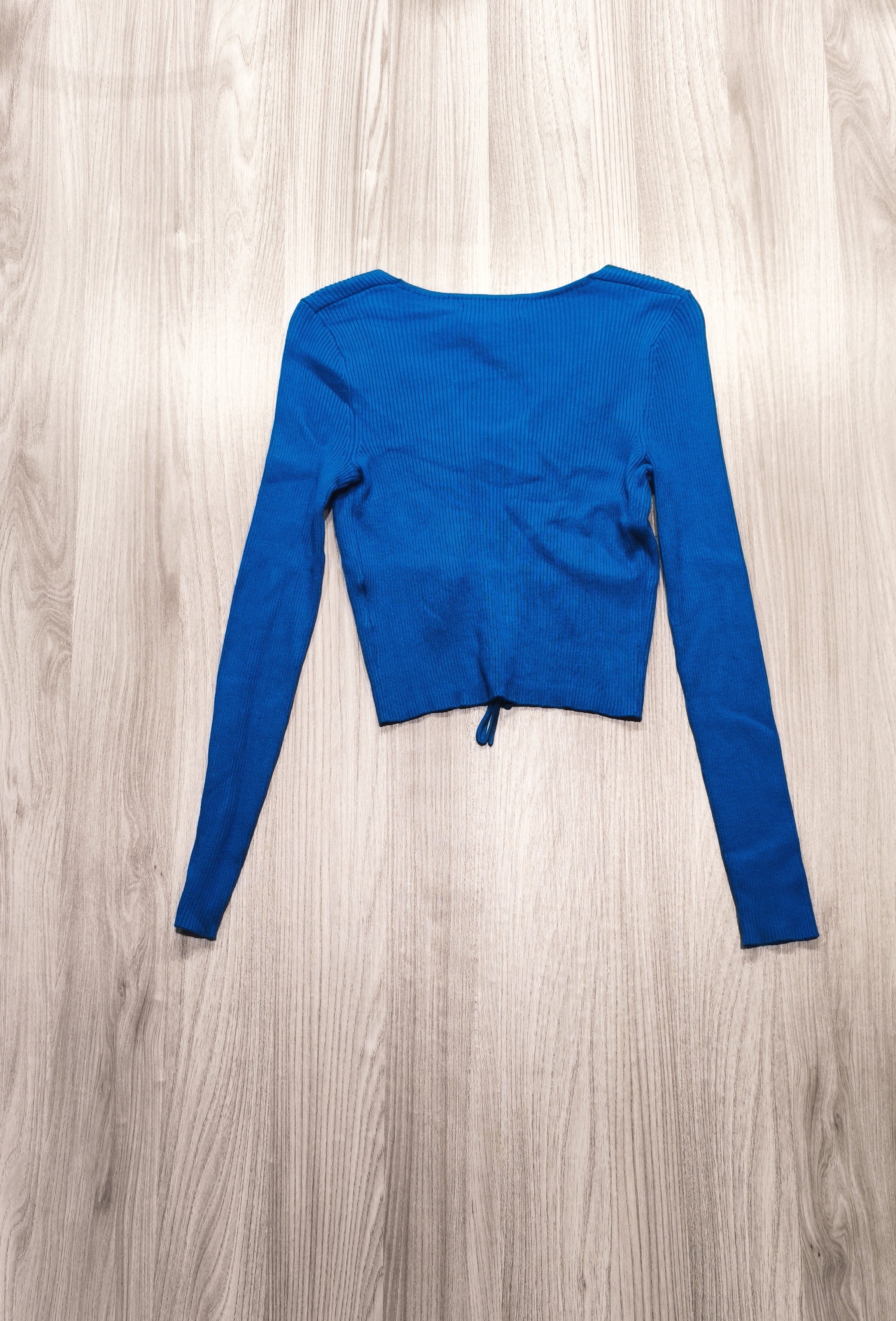 Amisu kék kivágott felsõ