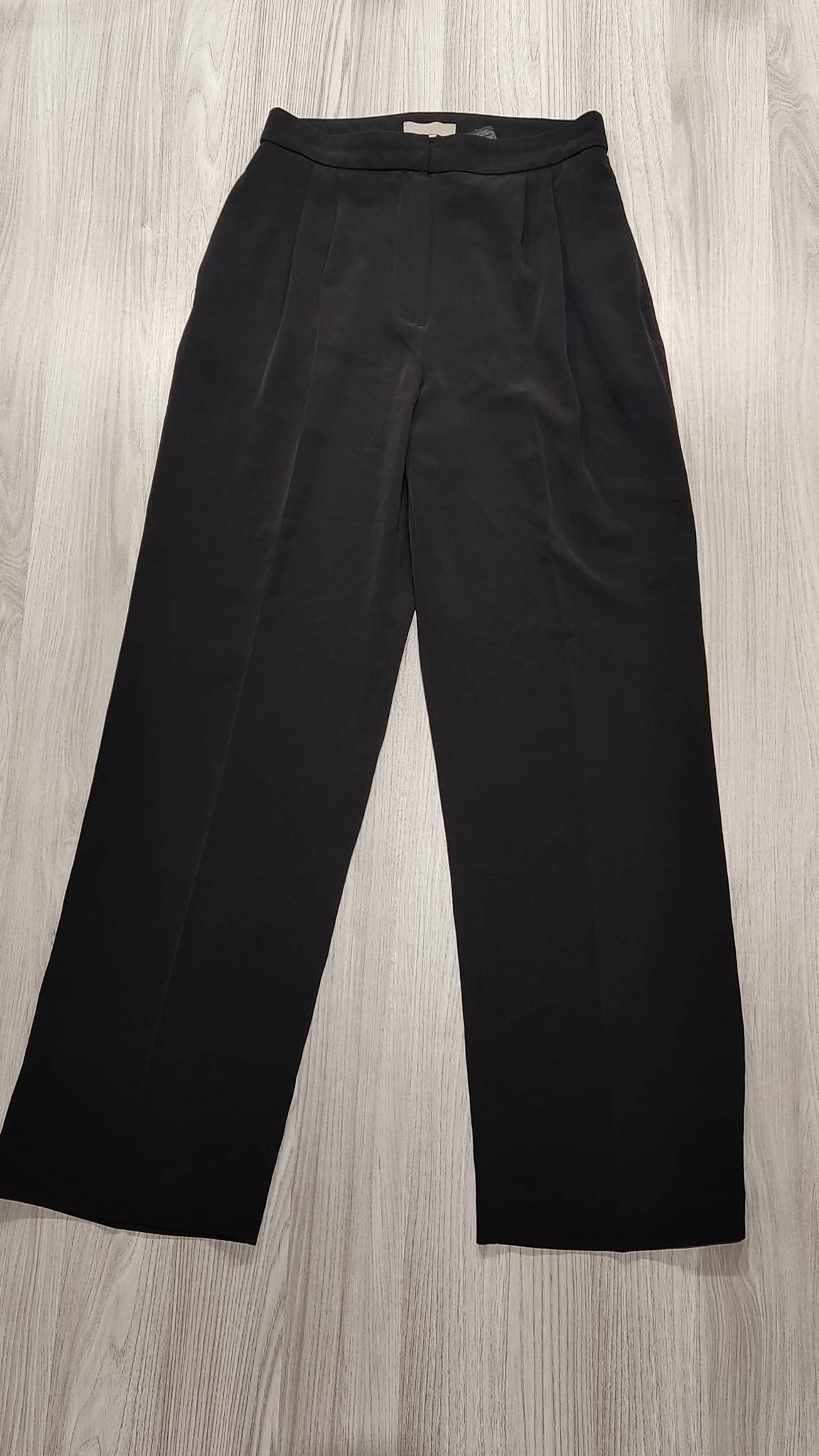 H&M fekete bõ szárú nadrág