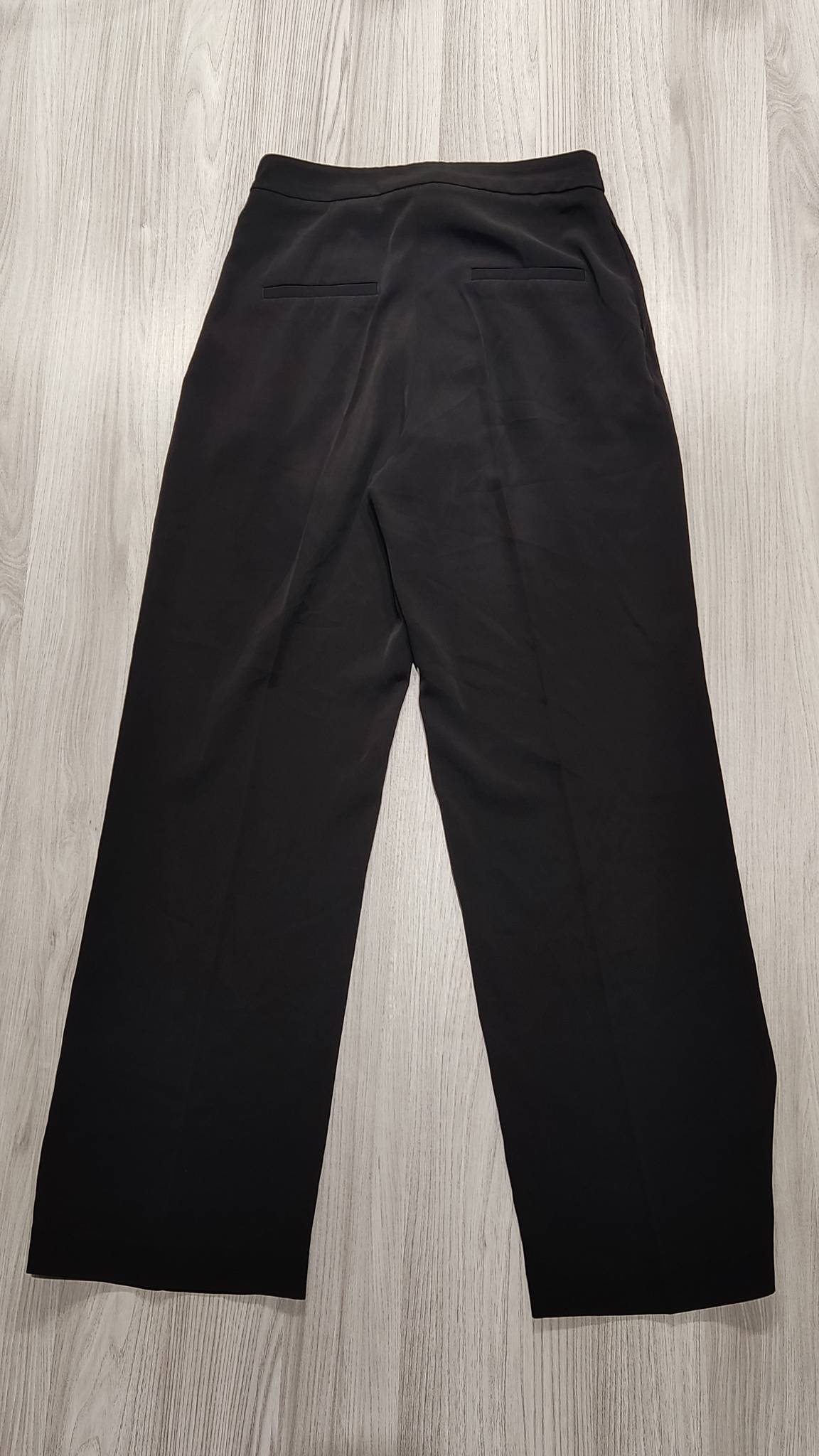 H&M fekete bõ szárú nadrág