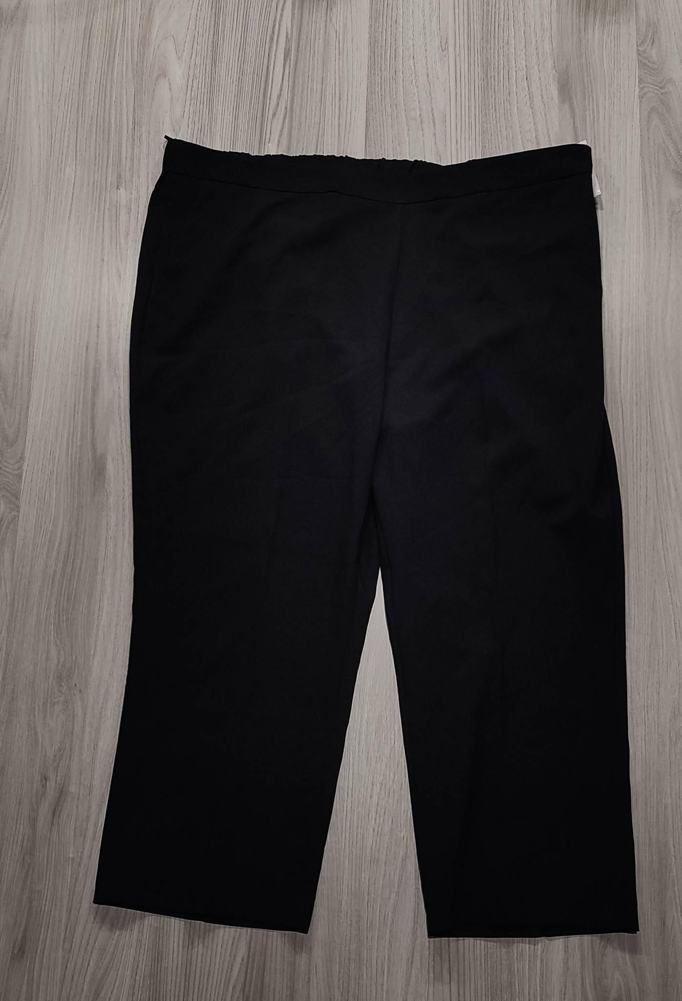 Tailor fekete térdnadrág
