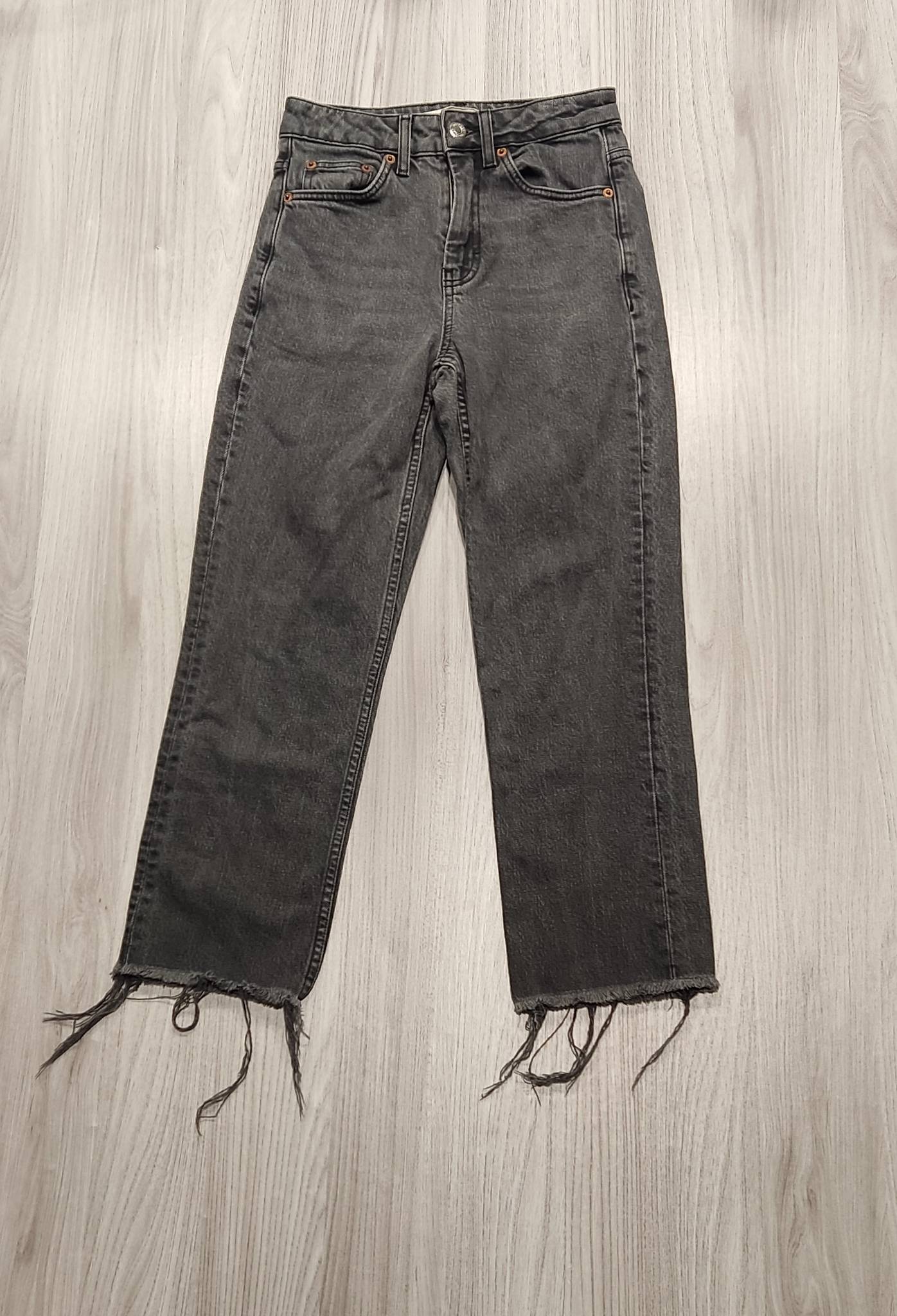 Topshop sötétszürke rojtos szárú farmer