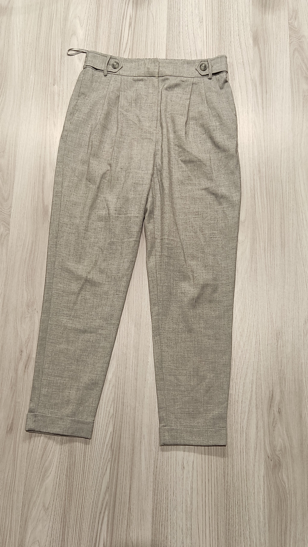 F&F világosszürke elegáns nadrág
