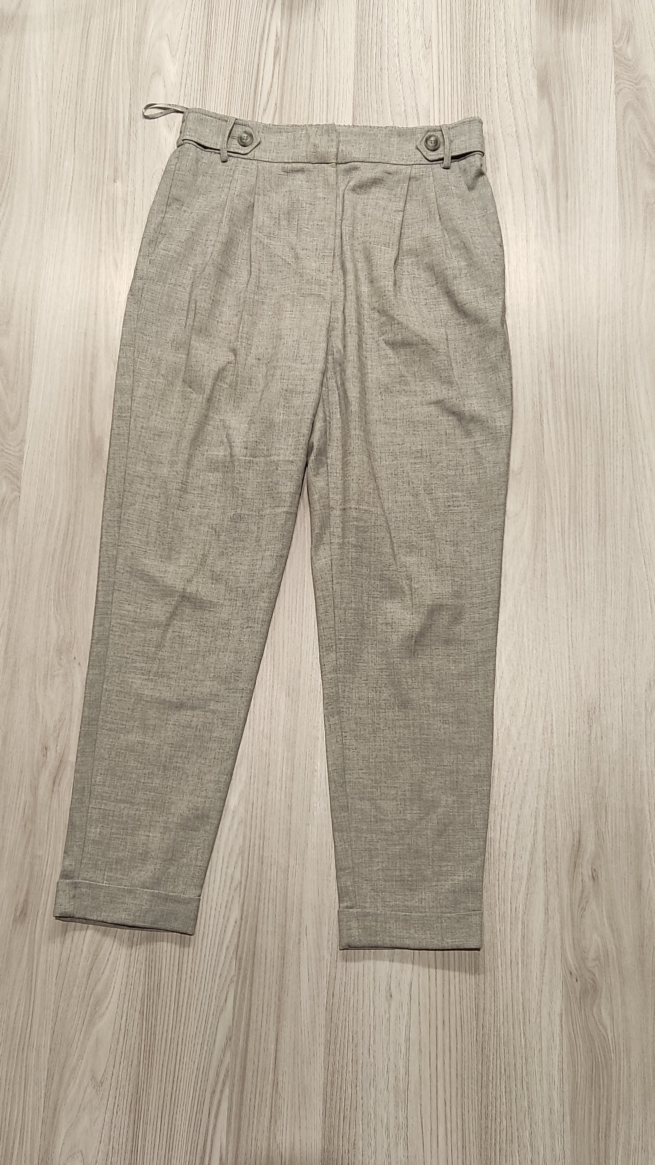 F&F világosszürke elegáns nadrág
