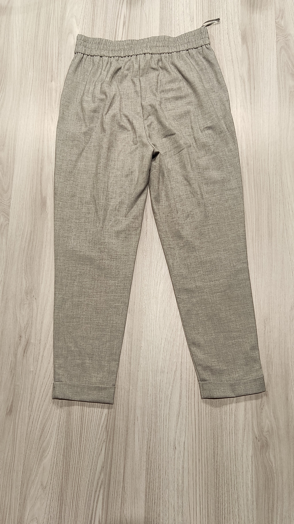 F&F világosszürke elegáns nadrág