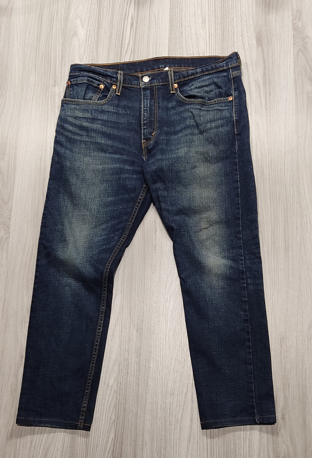 Levis sötétkék farmer