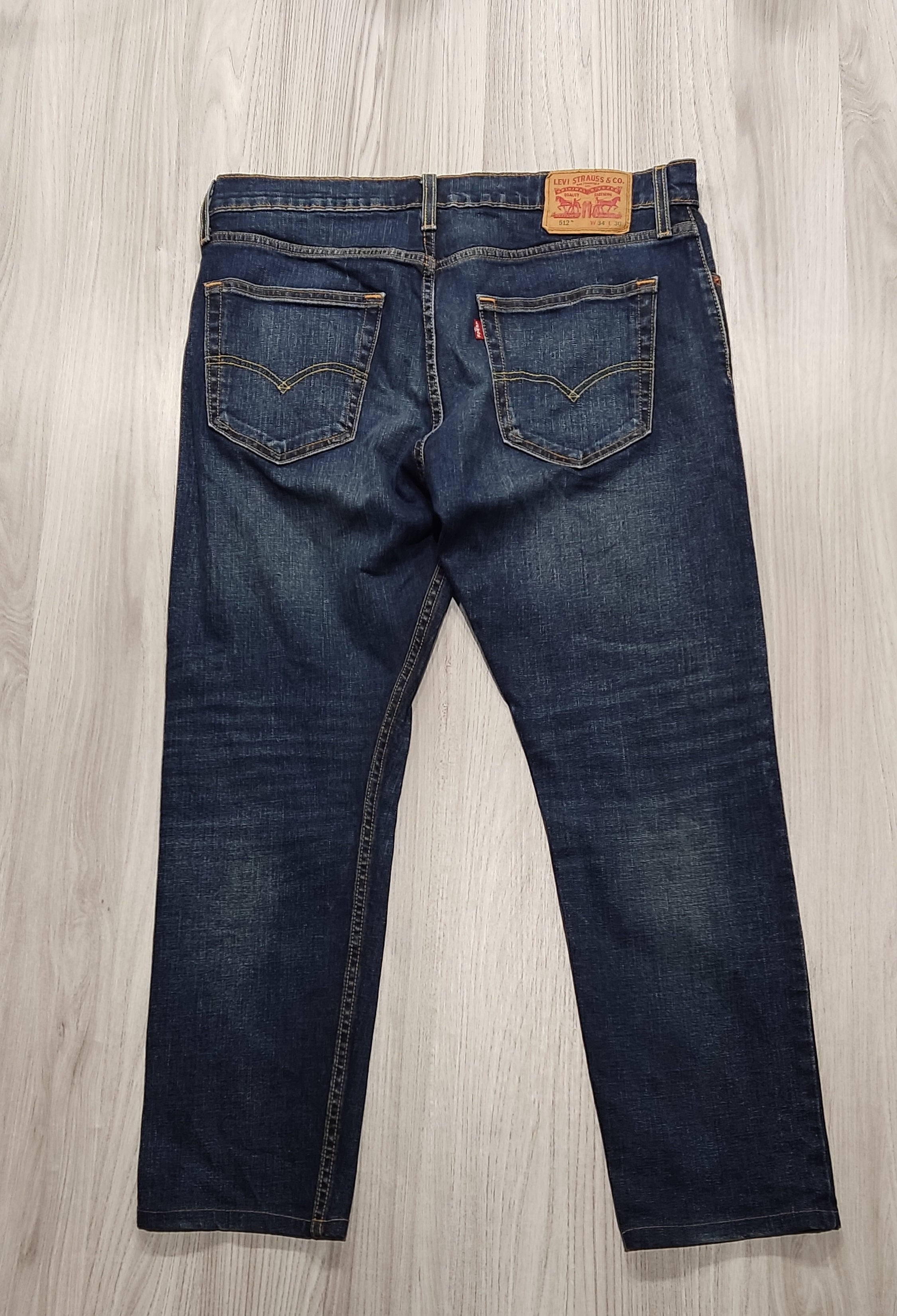 Levis sötétkék farmer