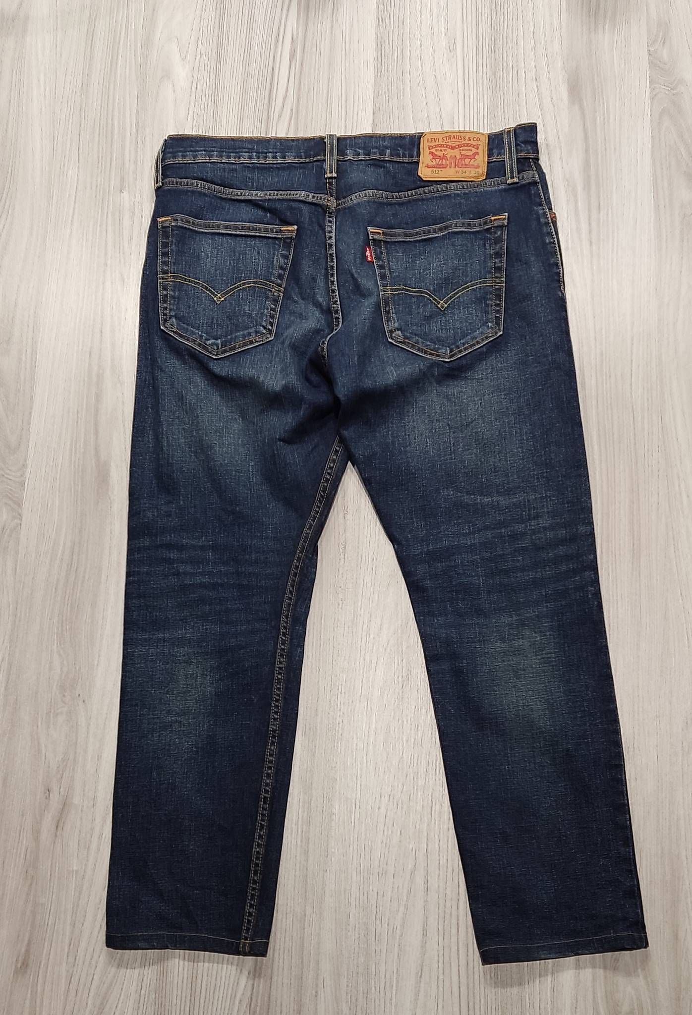 Levis sötétkék farmer