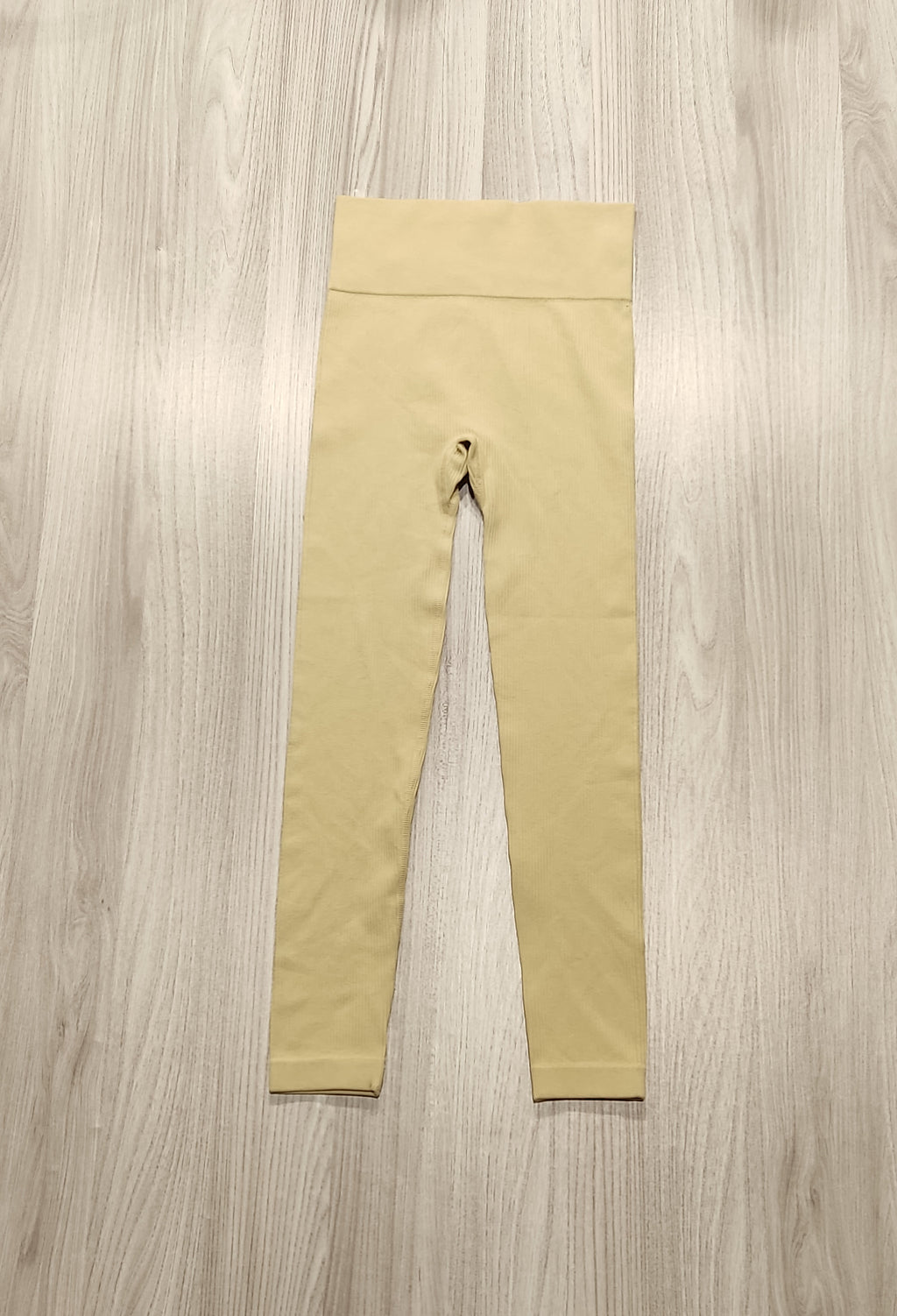 Ismeretlen márkájú bézs leggings