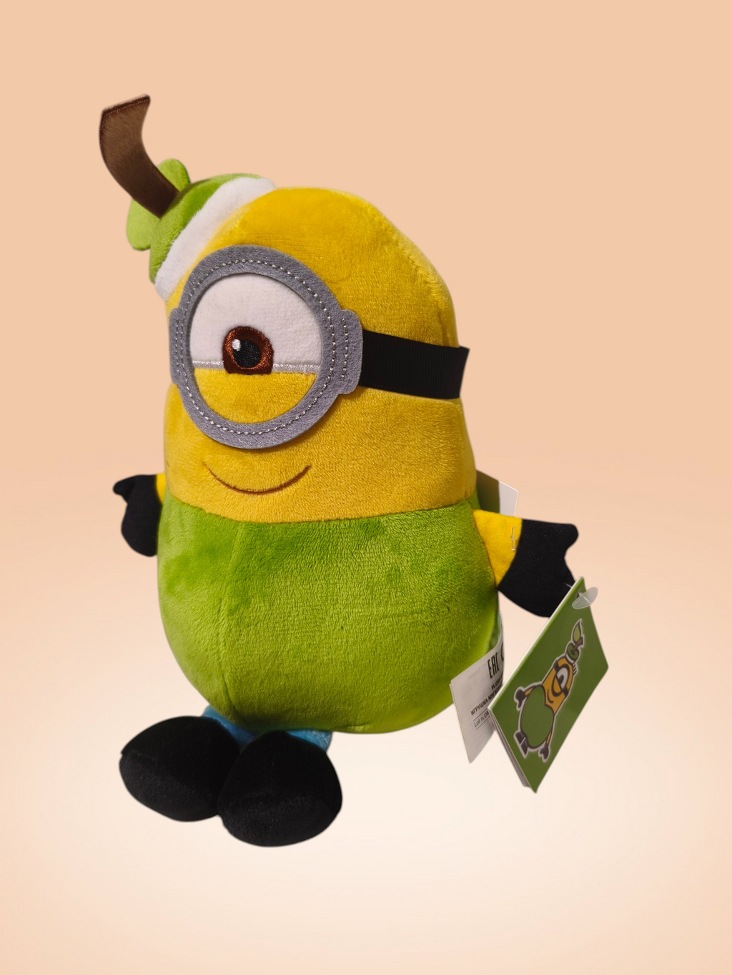 Minion gyümölcs jelmezben plüssfigura