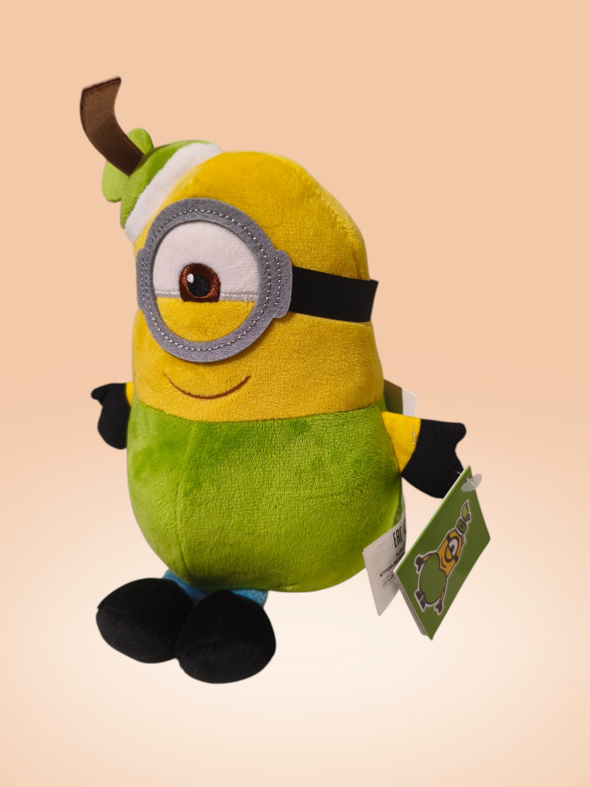 Minion gyümölcs jelmezben plüssfigura
