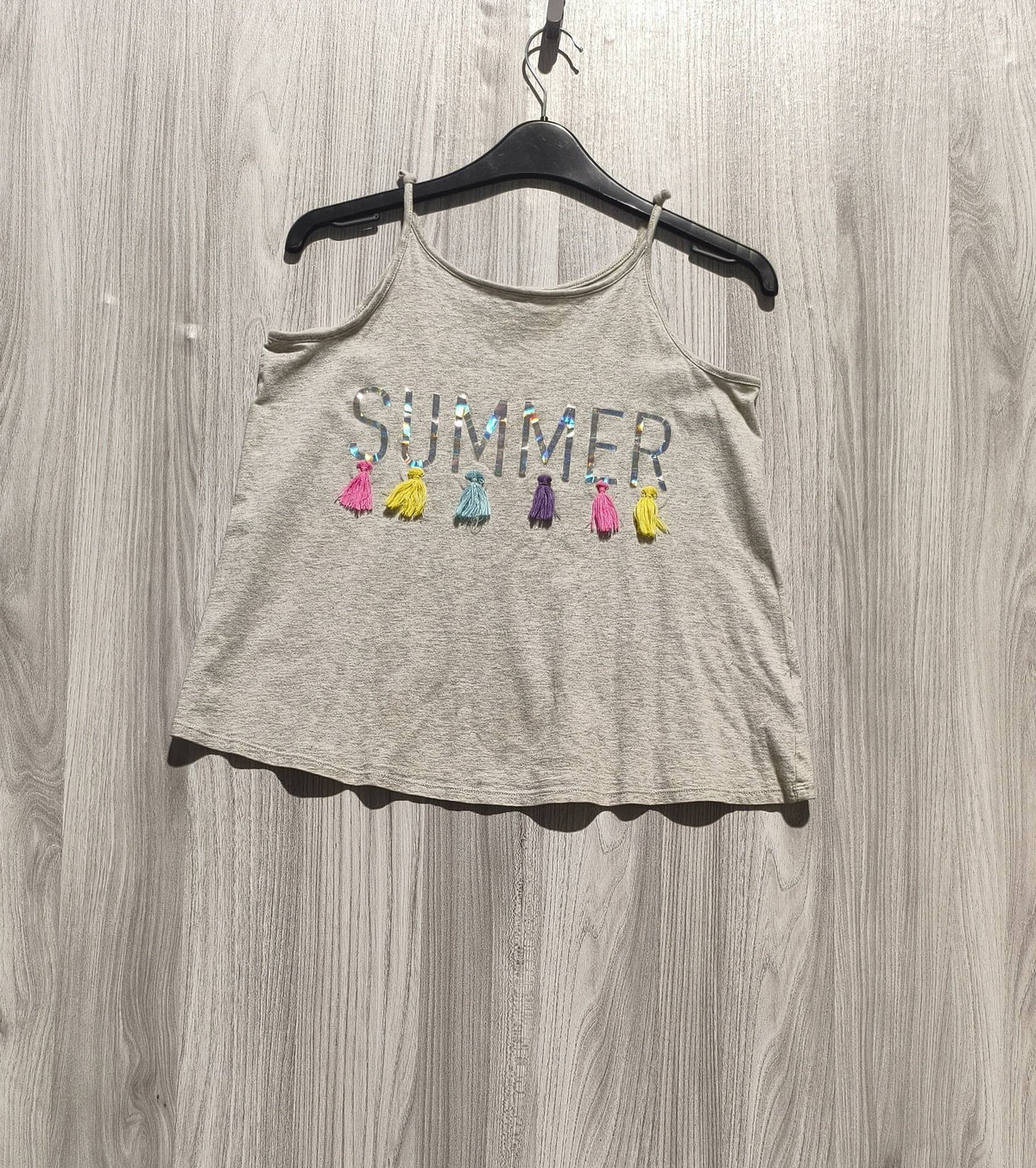 F&F szürke Summer feliratos bojtos pántos lány felsõ