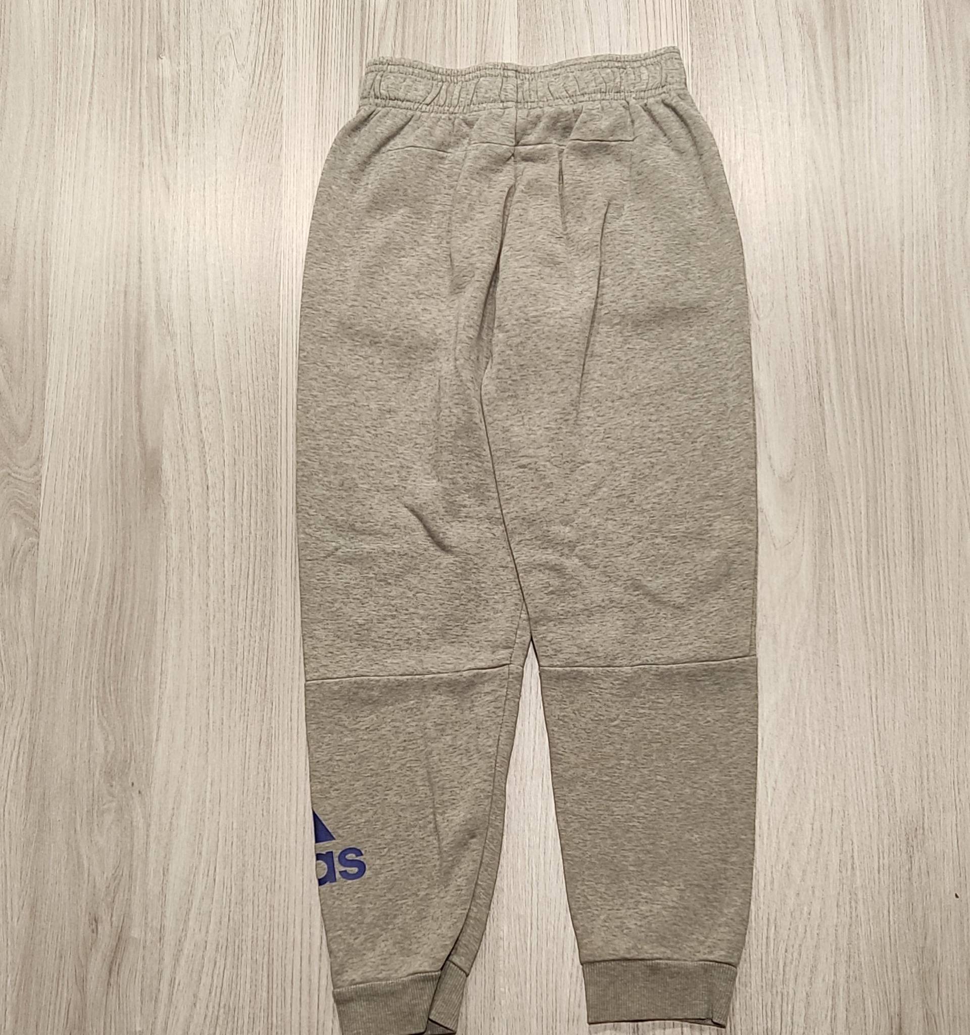 Adidas szürke melegítőnadrág