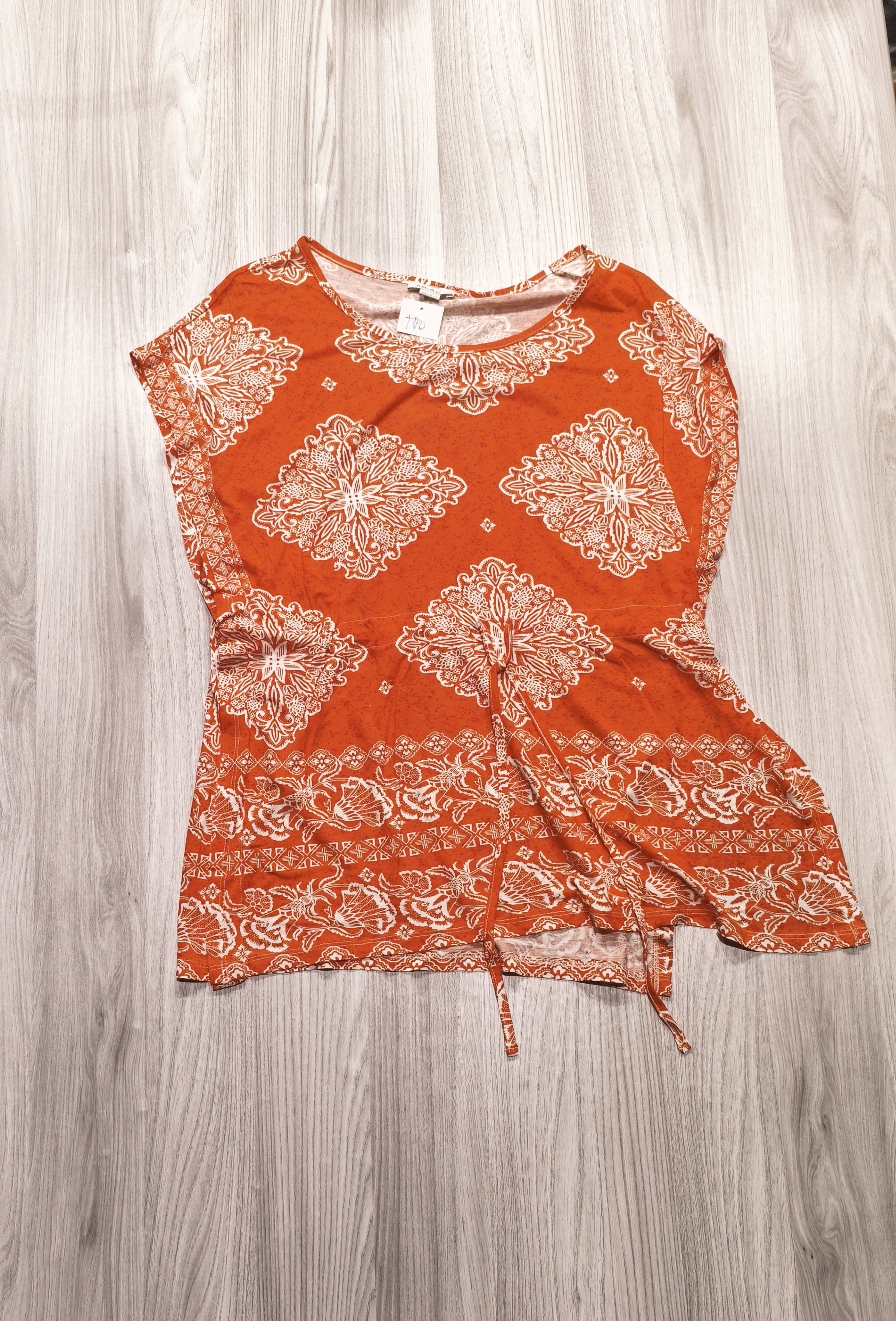 Amisu narancssárga mintás megkötõs felsõ