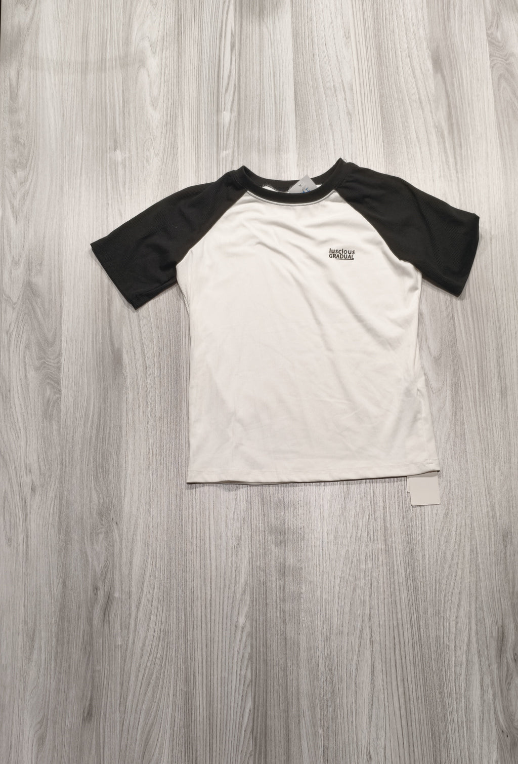 Luscious Gradual fekete-fehér sport póló