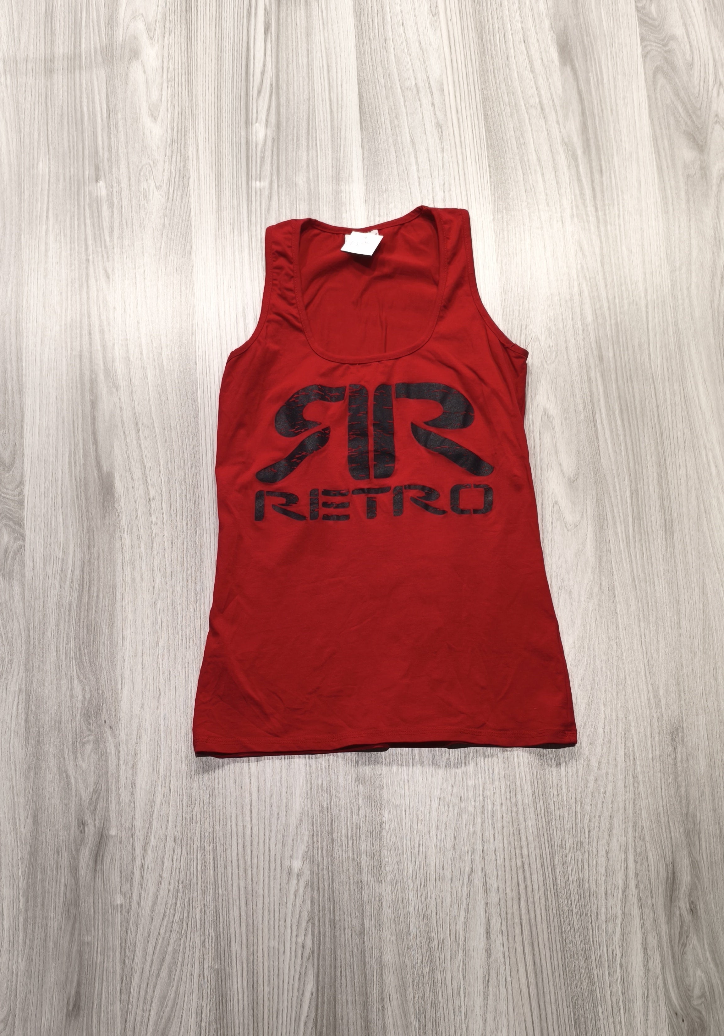 Retro piros ujjatlan felsõ logóval