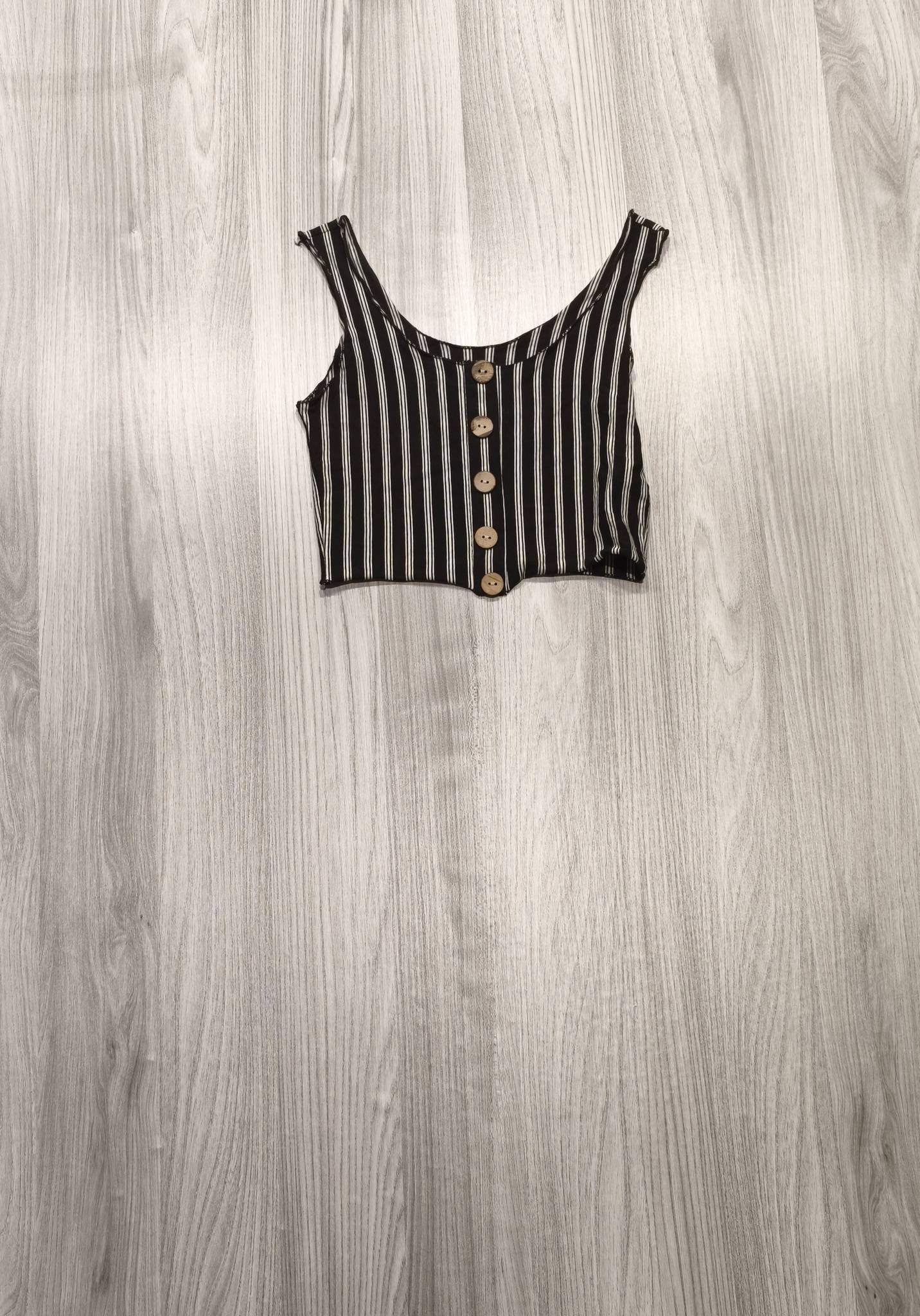 Csíkos rövid fazonú crop top gombokkal