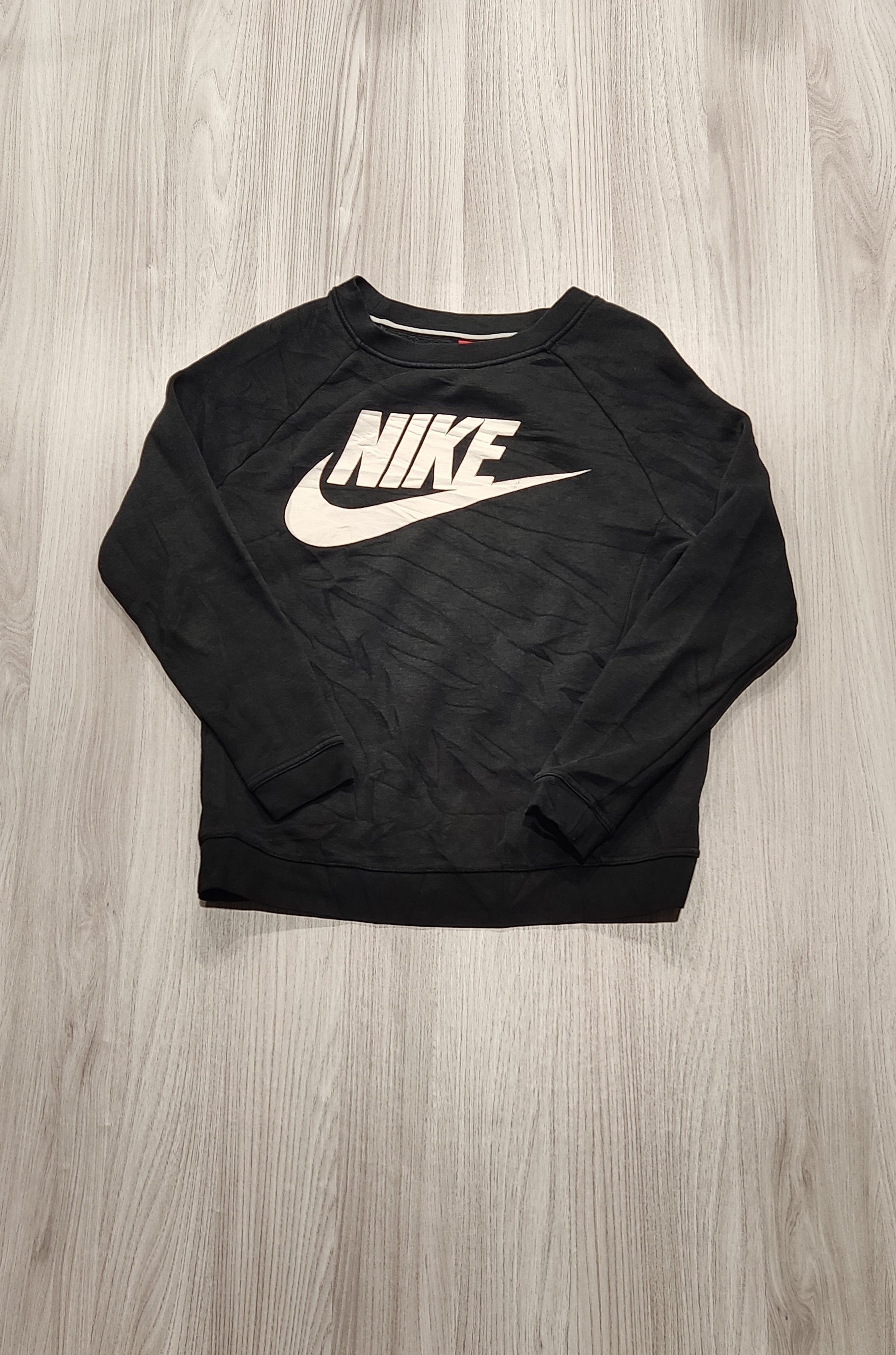 Nike fekete pulóver